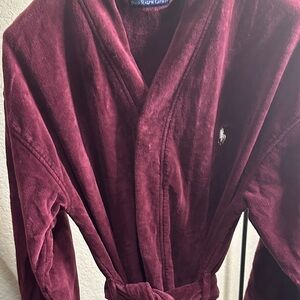 Sale$$$ 4Hours $25  Shipping $4.99
Ralph Lauren Men’s Burgundy Plush Robe
Used